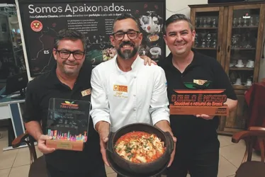 
          Imagem ilustrativa da imagem Aprenda a fazer a receita de tilápia do melhor self-service do Brasil
          