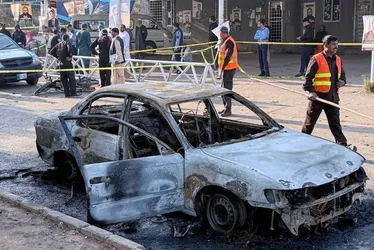 Imagem ilustrativa da imagem Ataque suicida em frente a tribunal deixa ao menos 12 mortos no Paquistão