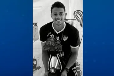 
          Imagem ilustrativa da imagem Atleta capixaba de 20 anos morre após cair do parapeito de hotel em Recife
          