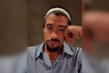 Imagem ilustrativa da imagem Grammy: Bad Bunny é o 1º artista a ser indicado em 3 categorias cantando espanhol