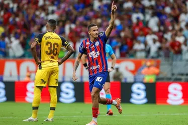 
          Imagem ilustrativa da imagem Bahia domina, vence Sport e ainda sonha com vaga direta na Libertadores
          