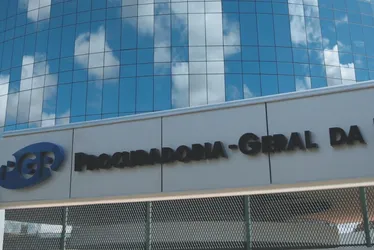 Imagem ilustrativa da imagem Banco Master: Risco para aposentadoria de servidores País afora