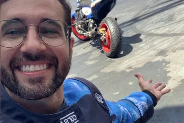 
          Imagem ilustrativa da imagem Beto Carrero suspende show acrobático após morte de piloto
          