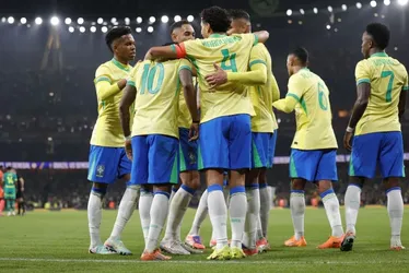 Imagem ilustrativa da imagem Brasil reage após críticas e vence Senegal com atuação ofensiva