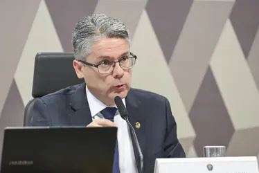 
          Imagem ilustrativa da imagem CCJ do Senado aprova PL Antifacção e texto segue para o plenário
          