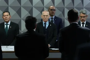 Imagem ilustrativa da imagem CPI do Crime Organizado chama dois ministros e 11 governadores