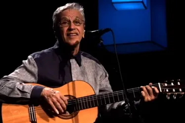 
          Imagem ilustrativa da imagem Caetano Veloso anuncia ato musical após projeto que reduz pena de Bolsonaro
          
