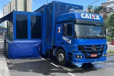 
          Imagem ilustrativa da imagem Caixa leva serviços do Reforma Casa Brasil à Ferreira Costa da Imbiribeira
          