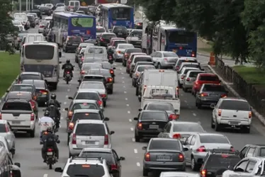 
          Imagem ilustrativa da imagem Câmara aprova isenção de IPVA para veículos com mais de 20 anos
          