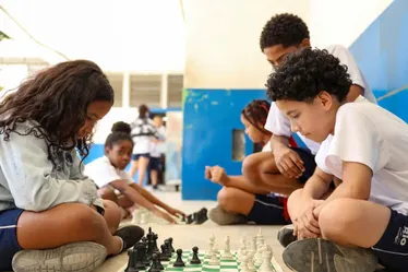 
          Imagem ilustrativa da imagem Comissão da Câmara aprova novo PNE, com 10% do PIB para educação
          