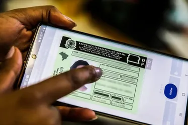 
          Imagem ilustrativa da imagem CNH do Brasil: como vai funcionar a renovação automática para ‘bons condutores’
          