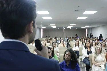 
          Imagem ilustrativa da imagem Coren-pe homenageia responsáveis técnicos de enfermagem que se destacaram em 2025
          