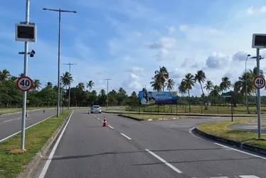 
          Imagem ilustrativa da imagem DER-PE instala 35 novas lombadas nas rodovias; motoristas devem ficar atentos
          