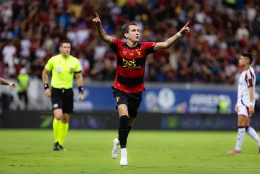 Imagem ilustrativa da imagem De volta à Série B: Sport é goleado pelo Flamengo e tem rebaixamento consumado