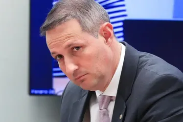 Imagem ilustrativa da imagem Derrite confirma saída antecipada do governo de SP para voltar à Câmara em 2026