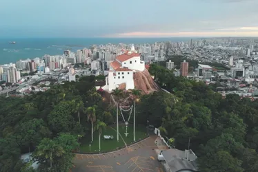 Imagem ilustrativa da imagem Dia de Finados com missas especiais na Grande Vitória