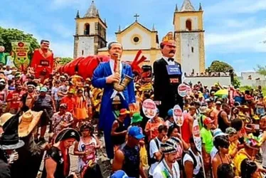 
          Imagem ilustrativa da imagem Do papel preso à gravata de Raymundo da Fonte nasceram fábricas e um legado inteiro
          