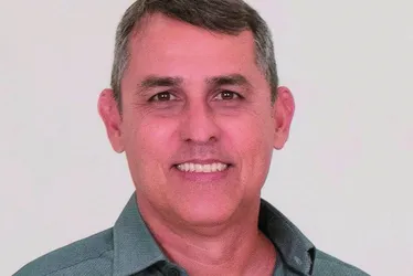 
          Imagem ilustrativa da imagem E agora, Maria?
          