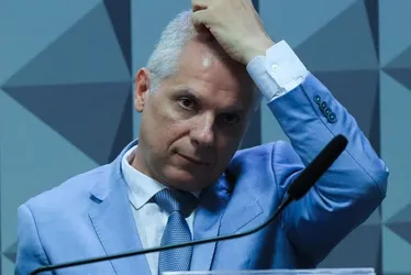 Imagem ilustrativa da imagem Entenda em 6 pontos o que levou o ex-presidente do INSS à prisão