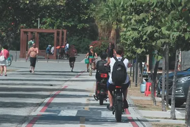 
          Imagem ilustrativa da imagem Especialista: acidentes com bikes elétricas têm maior gravidade do que com a comum
          