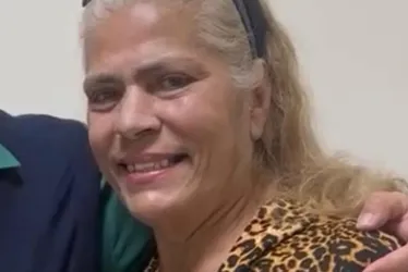 
          Imagem ilustrativa da imagem Ex-chacrete morre após um mês internada por ataque de pitbull do filho
          