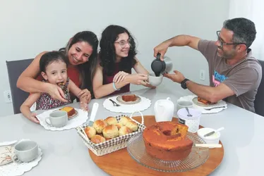 Imagem ilustrativa da imagem Famílias resgatam hábito de se reunir durante as refeições