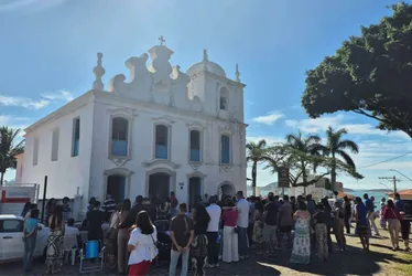 
          Imagem ilustrativa da imagem Feriadão em sete cidades do ES nesta segunda-feira
          