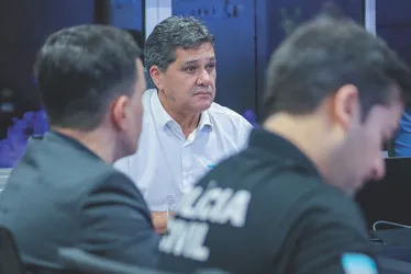 Imagem ilustrativa da imagem Ferraço: Estamos equipando as forças de segurança com armamento de primeira linha