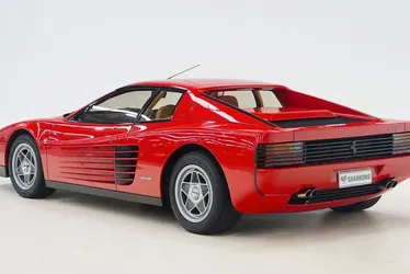 Imagem ilustrativa da imagem Ferrari Testarossa vai a leilão por R$ 1,3 milhão