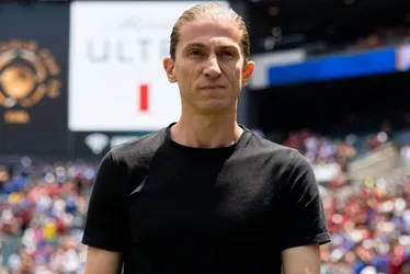 
          Imagem ilustrativa da imagem Filipe Luís afirma que sempre acreditou no título da Libertadores
          