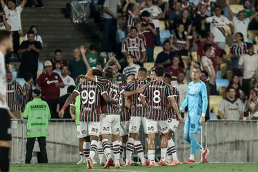 Imagem ilustrativa da imagem Fluminense vence e entra no G6 do Brasileiro; Ceará se revolta com árbitro