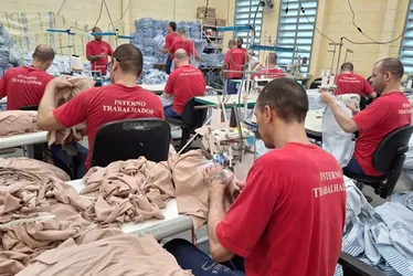 
          Imagem ilustrativa da imagem Governo vai investir em ressocialização de detentos no ES
          