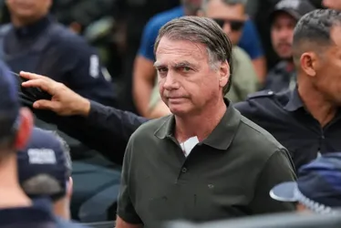 Imagem ilustrativa da imagem Governo vê desgaste de Bolsonaro, impacto no Congresso e pressão por anistia