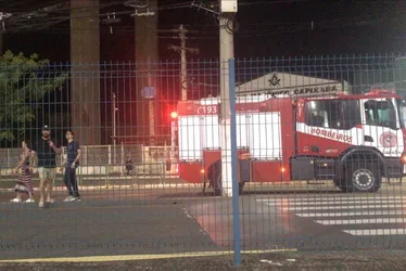 
          Imagem ilustrativa da imagem Incêndio atinge área Gourmet do Shopping Vitória
          