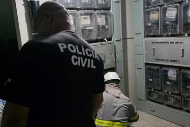 Imagem ilustrativa da imagem Inspeção da EDP detecta furto de energia em padaria na Praia da Costa