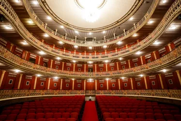 
          Imagem ilustrativa da imagem Janeiro de Grandes Espetáculos anuncia programação com mais de cem montagens
          