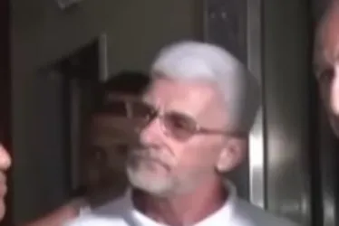 
          Imagem ilustrativa da imagem Júri condena policial penal a 18 anos por morte de professor de dança
          