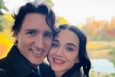 
          Imagem ilustrativa da imagem Katy Perry posta fotos com o namorado, o ex-premiê do Canadá Justin Trudeau
          