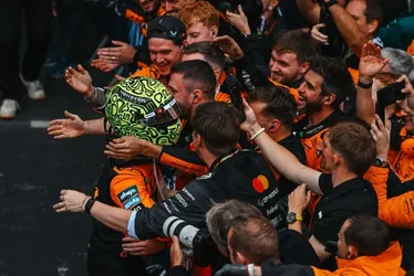 Imagem ilustrativa da imagem Lando Norris domina todo o fim de semana e vence em Interlagos