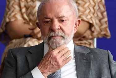 Imagem ilustrativa da imagem Lula diz que todo mundo sabe o que Bolsonaro fez e minimiza fala de Trump