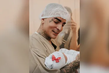 
          Imagem ilustrativa da imagem MC Guimê anuncia nascimento de 1ª filha: 'Chegada da nossa promessa'
          