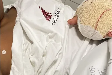 Imagem ilustrativa da imagem Mãe de aluno de 9 anos que teve dedos decepados em escola de Portugal abandona casa após represálias