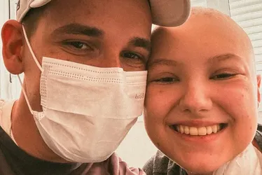 
          Imagem ilustrativa da imagem Marido de Isabel Veloso posta foto com influenciadora no hospital: "Vai passar"
          