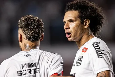 
          Imagem ilustrativa da imagem Matematicamente, 10 times ainda correm risco de rebaixamento no Brasileirão
          