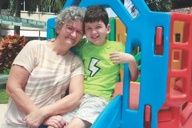 Imagem ilustrativa da imagem Menino capixaba faz tratamento inovador contra o câncer