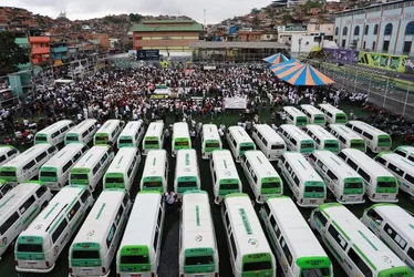 Imagem ilustrativa da imagem Moradores do Complexo da Penha e Alemão protestam contra megaoperação que deixou 121 mortos no Rio