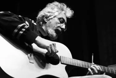 Imagem ilustrativa da imagem Morre André Geraissati, referência da música instrumental brasileira, aos 74 anos