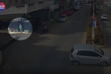 
          Imagem ilustrativa da imagem Motorista que causou acidente com morte no ES foi visto em bar momentos antes
          