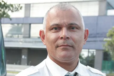 
          Imagem ilustrativa da imagem Motos elétricas vão ter licenciamento a partir de 2026
          