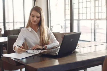 
          Imagem ilustrativa da imagem Mulheres são maioria na Serra entre empreendedores
          